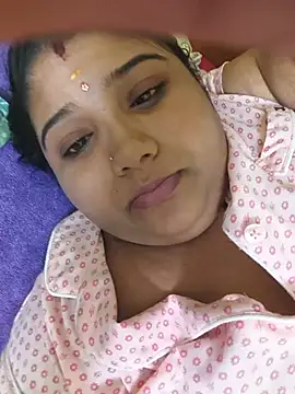 meenaqueen webcam