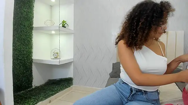 melany_guzman webcam