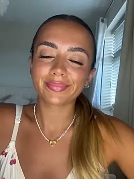 Harrietbronzex webcam