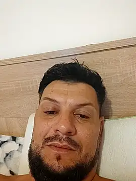 yasmi25 webcam