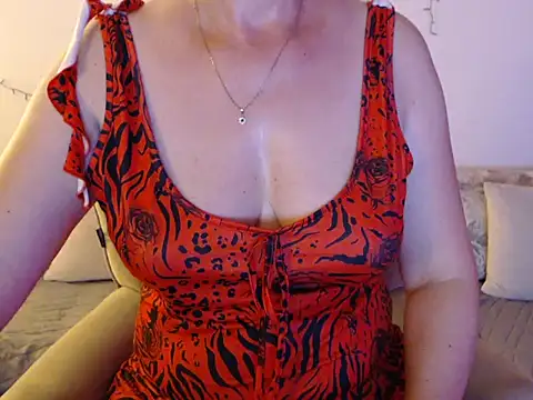 YourfantasyGiuly webcam
