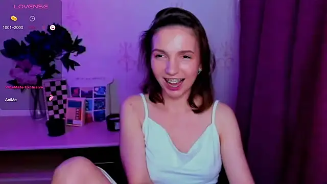KindHazelHere_ webcam