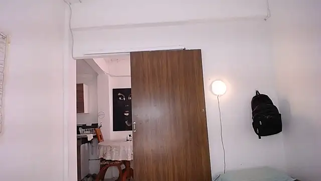 yselahot webcam