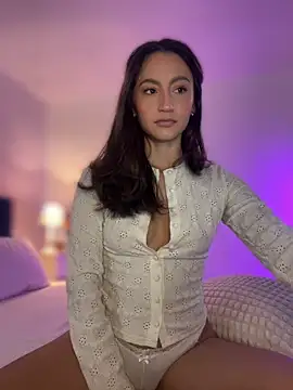 Lovinggirl_ webcam