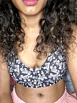 Akni_ live cam on StripChat