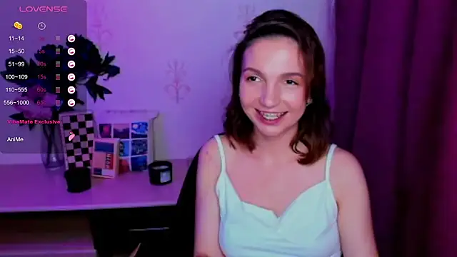 KindHazelHere_ webcam