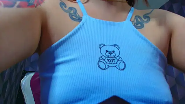LiaHarryis webcam