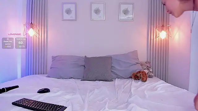 Sallyrosee_ webcam