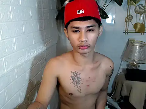 UrPinoyhot live cam on StripChat
