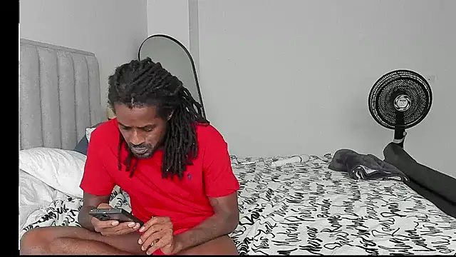 DerkAndValentina live cam on StripChat