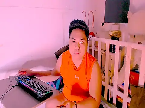 hardking_69 - Hardking_69's free webcam - UK Sex Cams