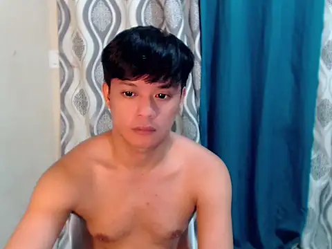 kingdomcum96 live sex cam