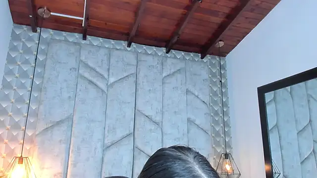 Sara_Thompsoon webcam