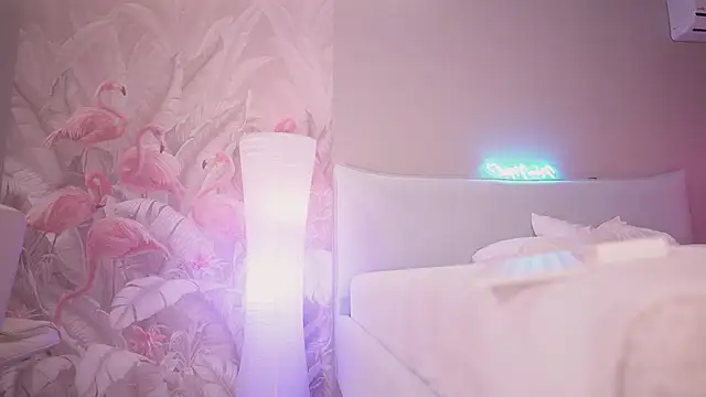 NinaMint webcam