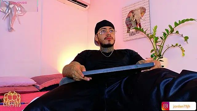 JordanSmiith_ webcam