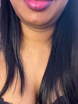 Tamil_Maaya webcam