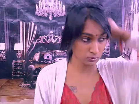 IndianRebel4u2Luv webcam