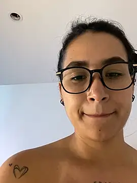 Val12777 webcam