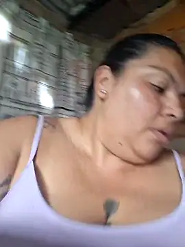 Juli_Powl webcam