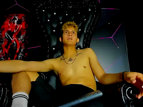 Axel_Romanov webcam