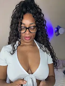 CaliBabiethe1 webcam