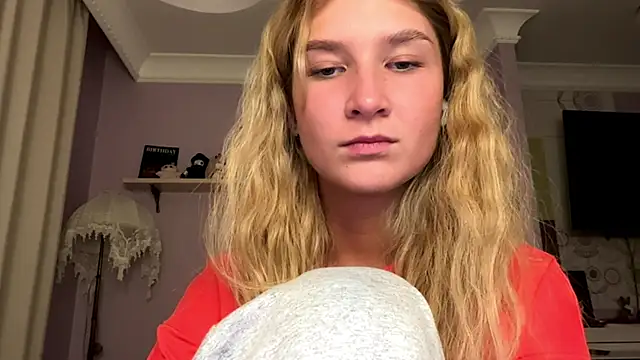 MyraCadoff webcam