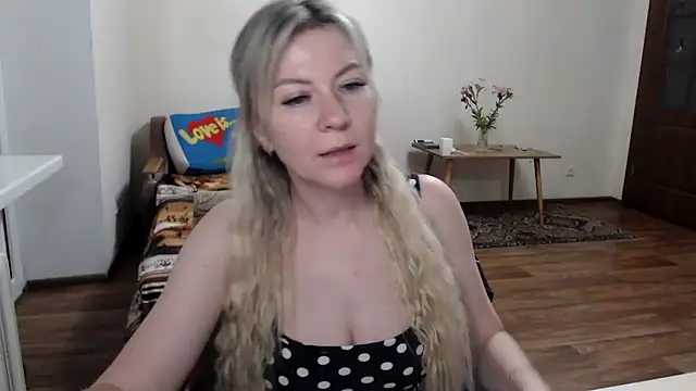 ParadiseAlina webcam