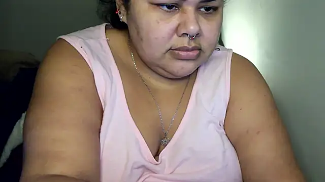 xlatinastar webcam