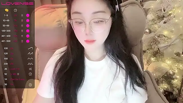 Monica-666888- webcam
