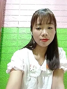 AmyLinee01 webcam