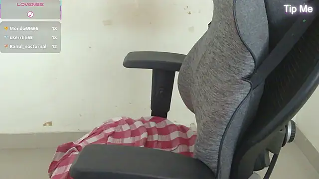 punemodel webcam