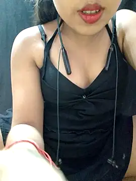 Roshni_98 webcam