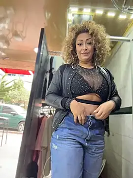 Katti_Barrera webcam