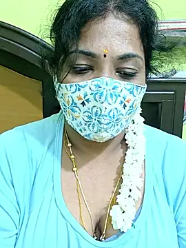 Tamil_Mithra webcam