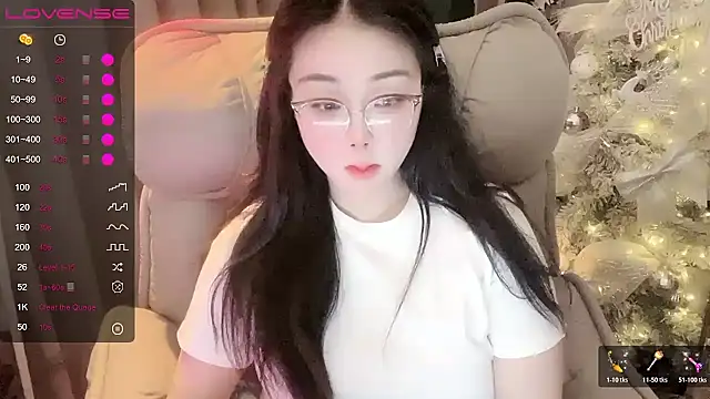 Monica-666888- webcam