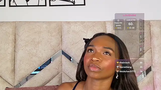 agatha-adamsss webcam