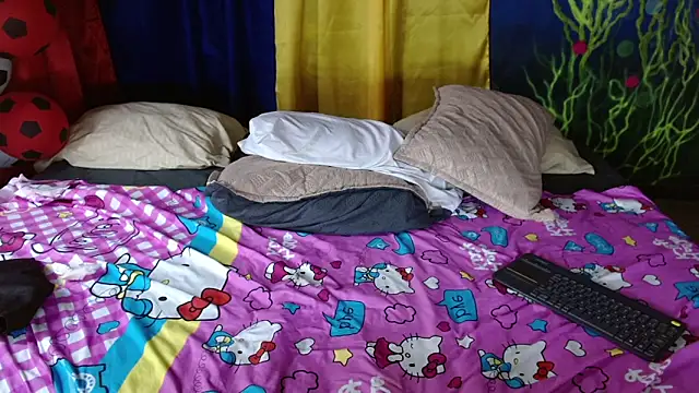 lulu_petite webcam