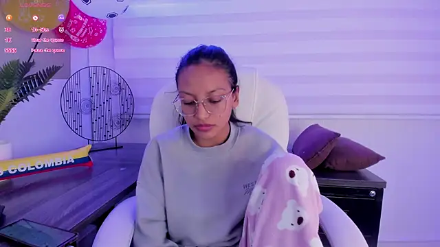 emma_brooks_ webcam