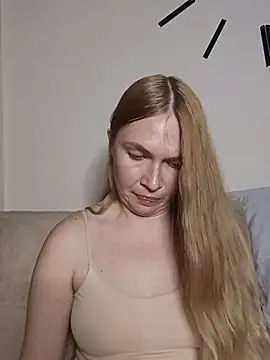 KisaVixen live cam on StripChat