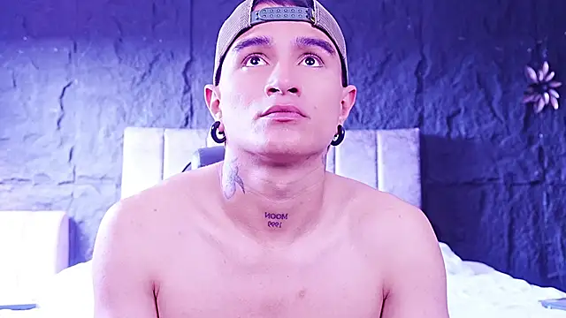 LiamDeep webcam