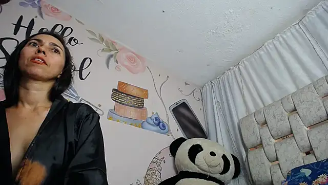 margott_22_ - Margott_22_'s free webcam - UK Sex Cams