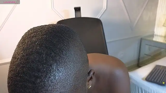 Michaell_Cross webcam