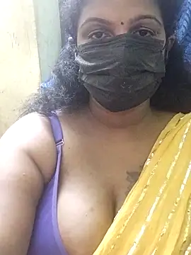 Poojitha-Queen webcam