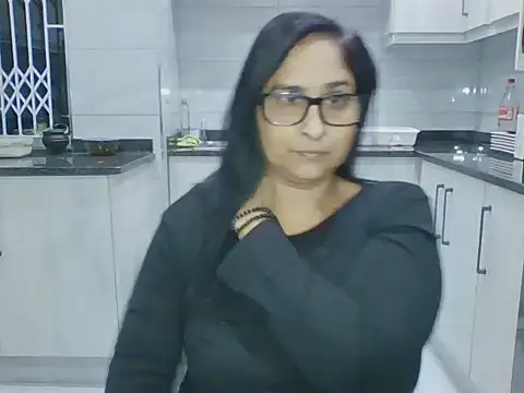 indiankushy - Indiankushy's free webcam - UK Sex Cams