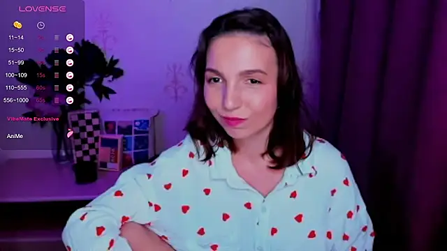 KindHazelHere_ webcam