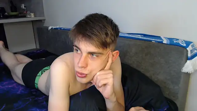 student_oliver (M young) - cum