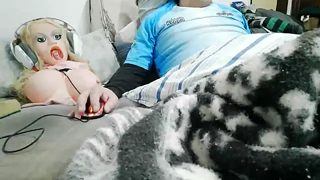 messi_syssy live cam on StripChat