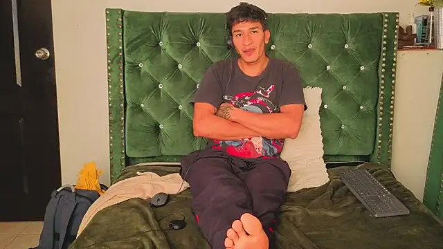 Zayn_Moretti webcam