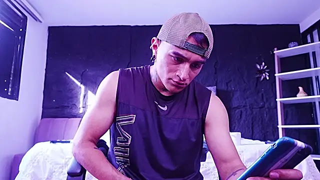 LiamDeep webcam