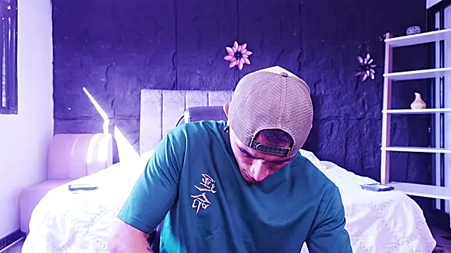 LiamDeep webcam